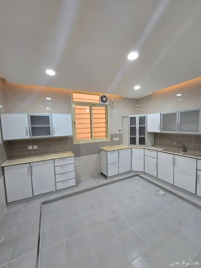 للبيع فيلا دورين وملحق تشطيب ممتاز 19