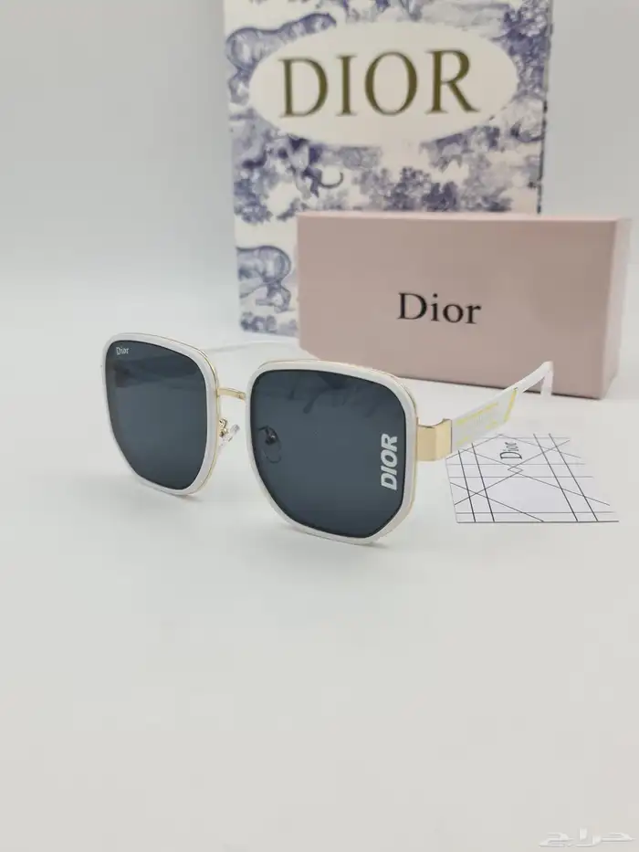 نظارات نسائي بكامل الملحقات 21