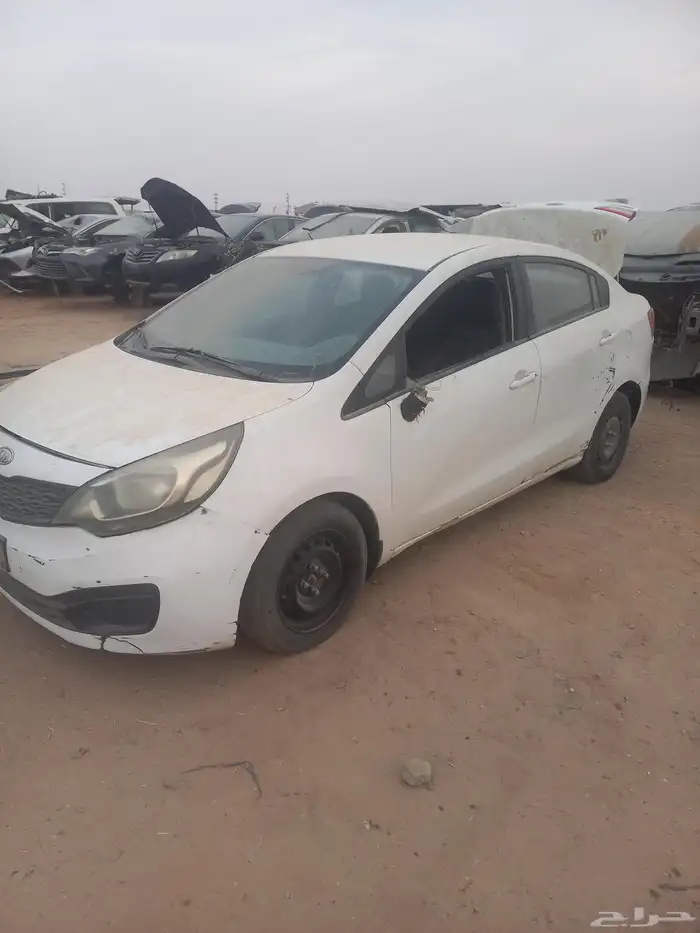 لبيع قطع غيار كياء ريو 2013 2