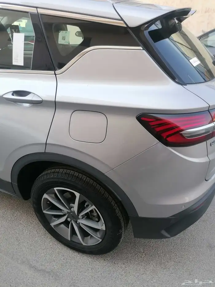 عالسوم للبيع جيلي كولراي 2023 5