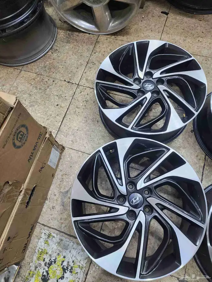 جنوط توسان مقاس 19 اصلي وكاله موديل 2021 6