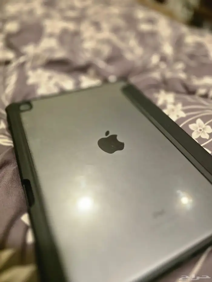 ايباد الجيل الثامن ( 128 قيقا ) 2