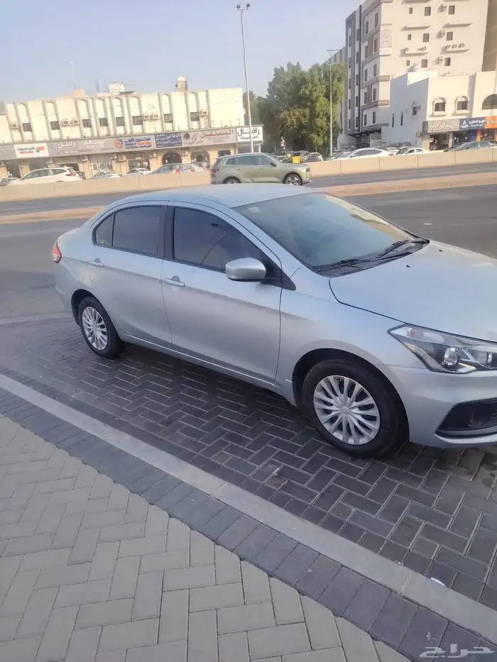 سوزوكي شياز 2023السياره وكاله 1