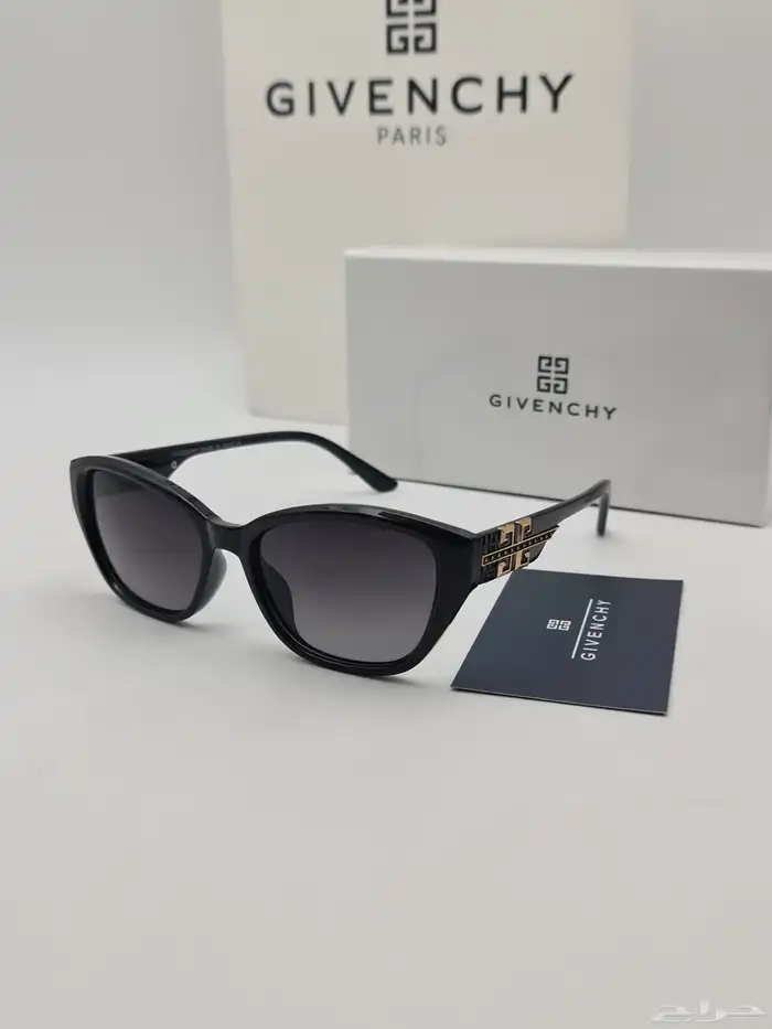 نظارات نسائي بكامل الملحقات 45