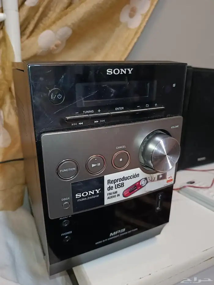 سماعات سوني لا تقيل بلوتوث تقبل AUX وفلاش وراديو واشرطه كل 3