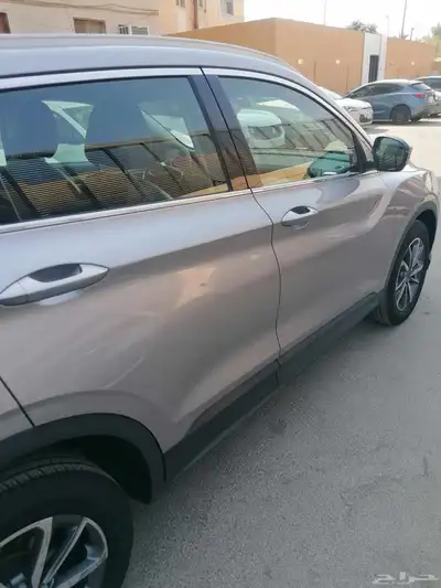 عالسوم للبيع جيلي كولراي 2023 index