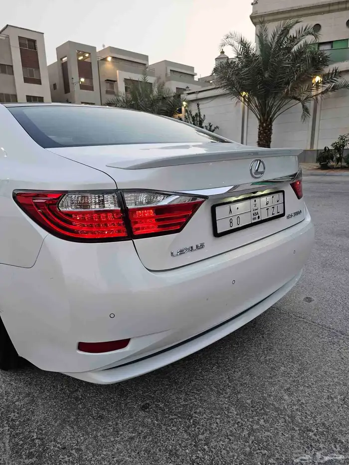لكزس ES350 2015 10