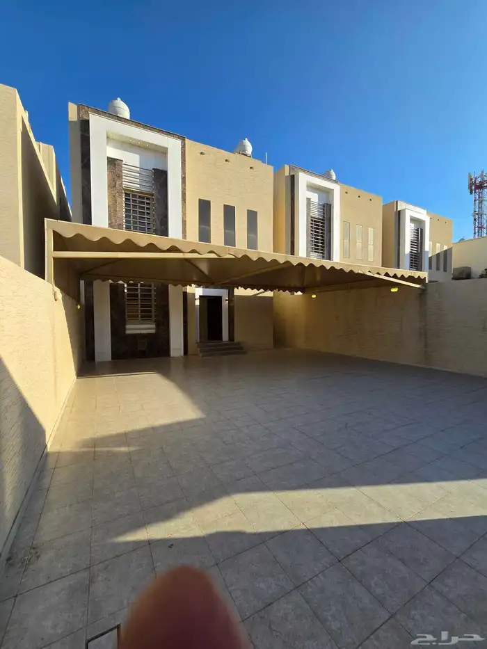 للبيع فيلا دورين وملحق تشطيب ممتاز 0