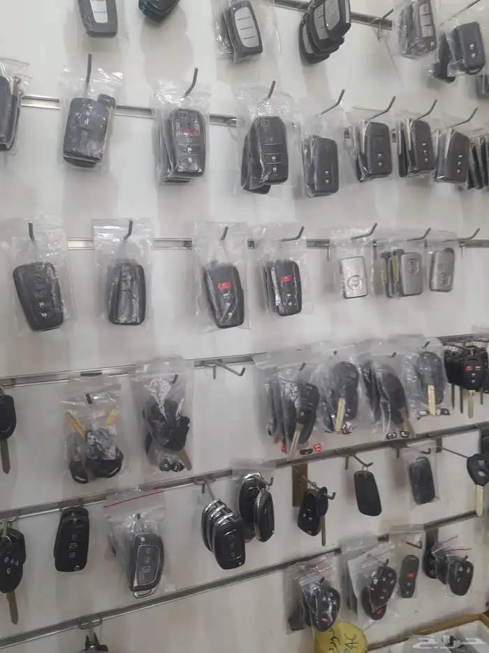 فتح ونسخ وبرمجة السيارة فك أبواب سيارات وشقق وخزنات تصليح ري 3