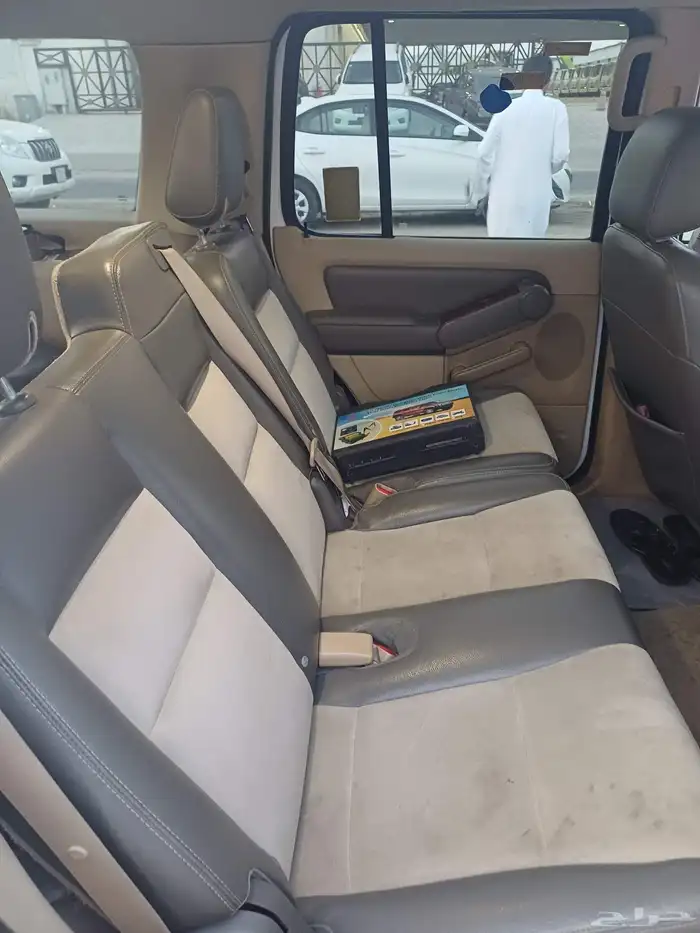 فورد اكسبلورر 2006 9