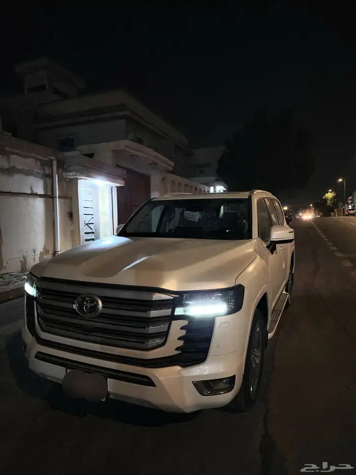 لاندكروزر 4 ديزل موديل 2024 جديدة زيرو 6