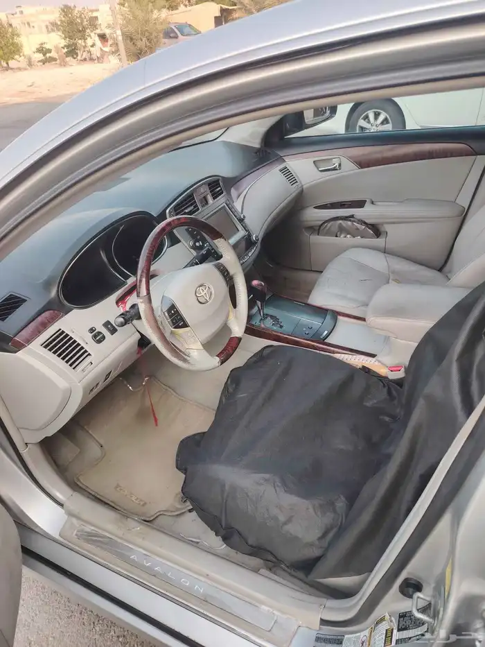 تويوتا افلون 2011 3