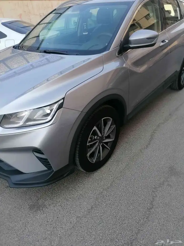 عالسوم للبيع جيلي كولراي 2023 2