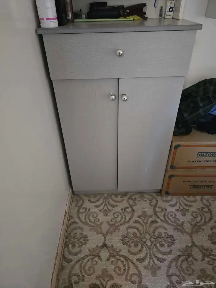 غرفه نوم للبيع مستعمله دولاب 4 فتحات سرير تسريحه درج 2 كمدين 0