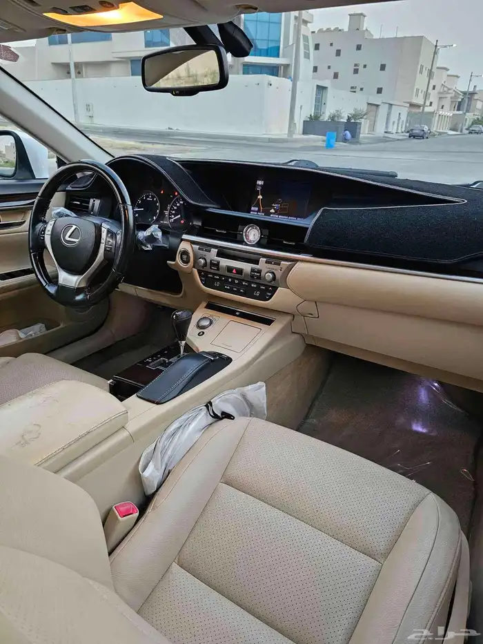 لكزس ES350 2015 15
