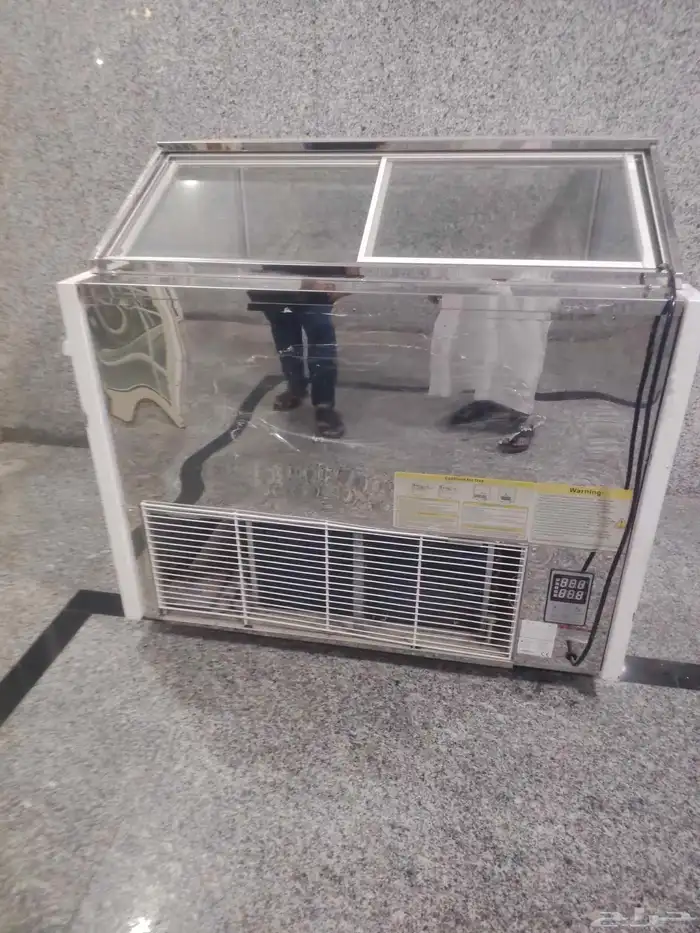 ثلاجه عرض جيلاتو 2