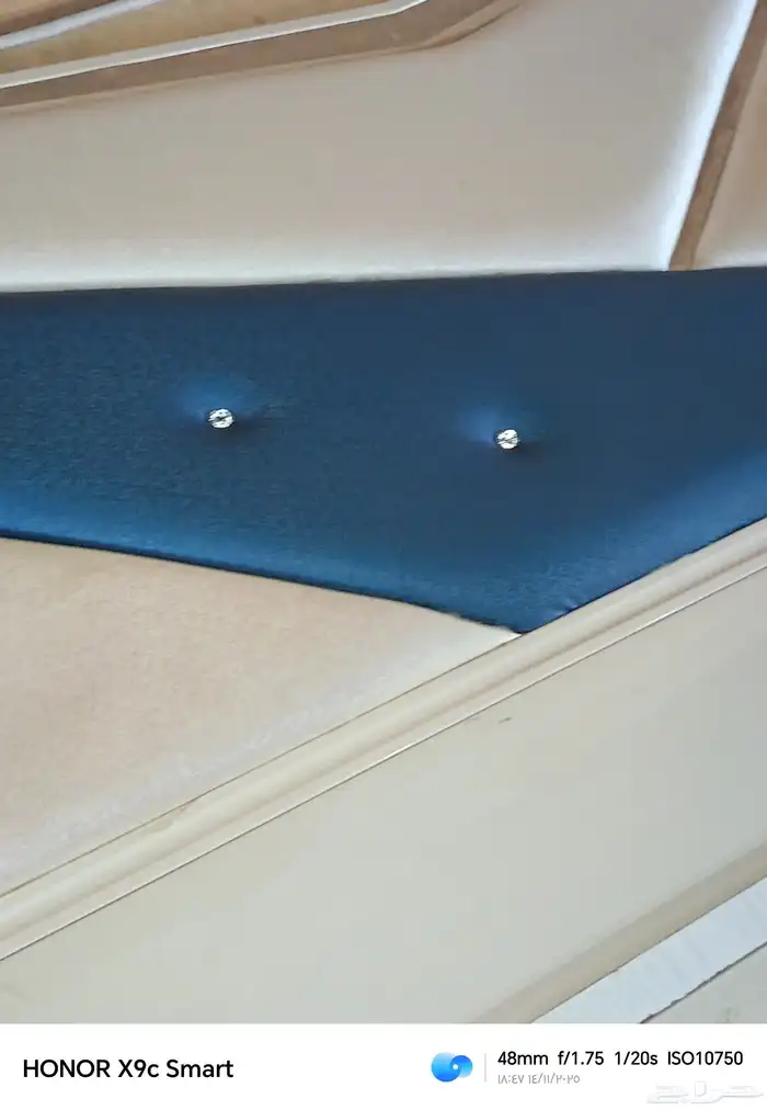 اثاث نظيف كرسي نوم مع دولاب حقه على السوم 0