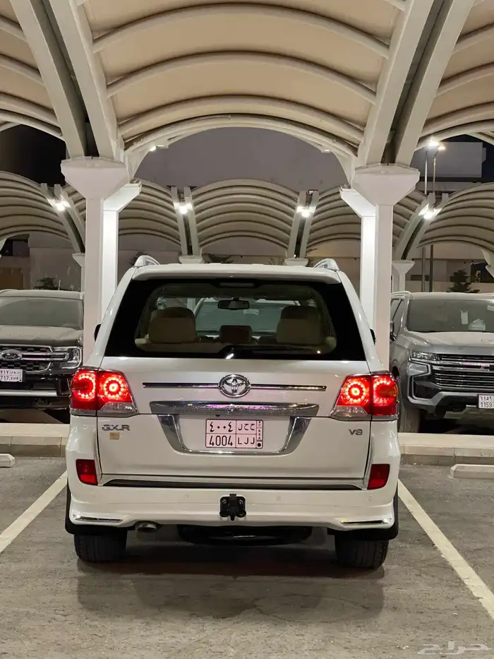 تويوتا لاند كروزر 2014 فل 5