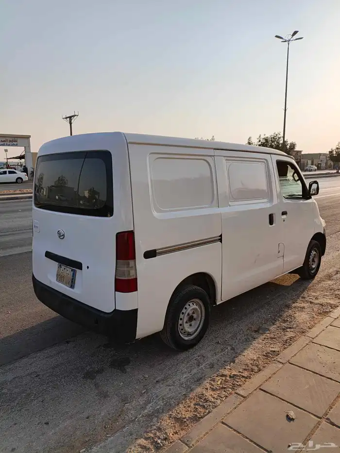 ديهاتسو 2012 جير عادي 1