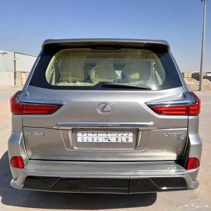 جيب لكزس 2018 LX سعودى - بدى ومحركات شرط 43