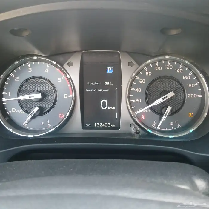 هايلوكس غماره 2024 ديزل مكينه 2800 قير اوتوماتيك - دبل 5