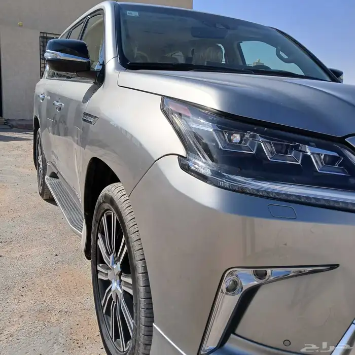 جيب لكزس 2018 LX سعودى - بدى ومحركات شرط 4