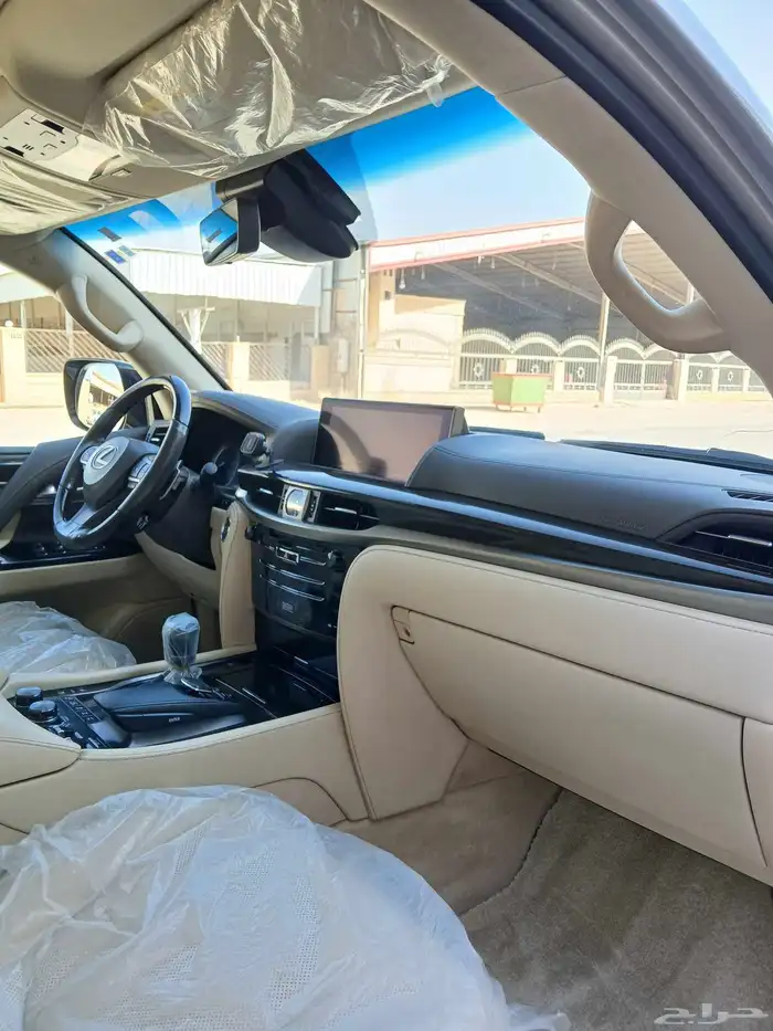 جيب لكزس 2018 LX سعودى - بدى ومحركات شرط 29