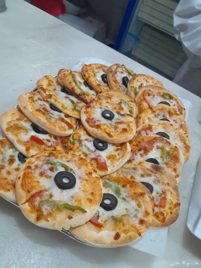 تدريب عمال على المعجنات الشاميه في الشرقيه 4