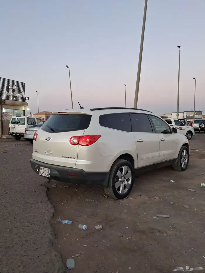 شفروليت ترافيرس 2012 2