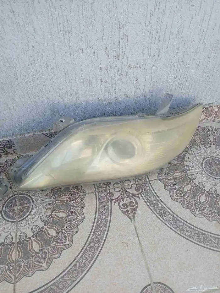 شمعات كامري 2010 للبيع 4