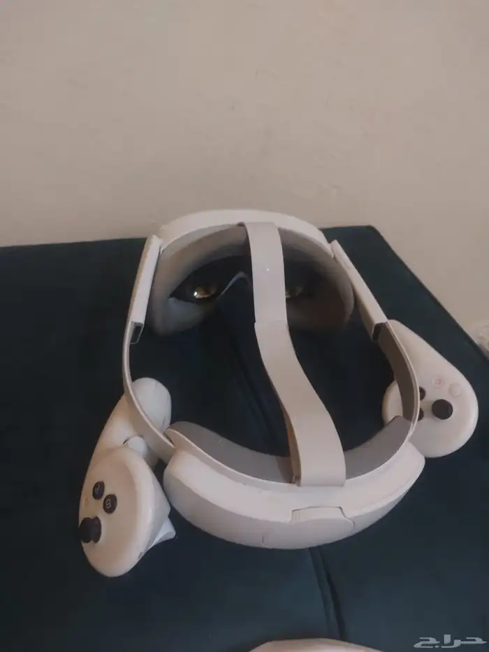 نظارة vr pico 4 ultra 1