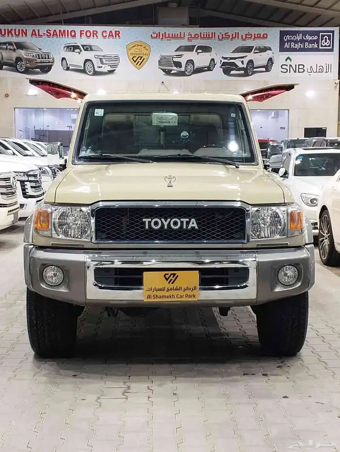 للبيع تويوتا شاص 2022 سعودي رفرف فل كامل شرط بدي ومحركات 0