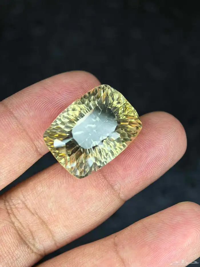 حجر سترين طبيعي 4