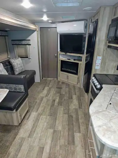 كرفان امريكي سحب من نوع كاتلينا من اجود وأفضل مصانع الكرفانا index