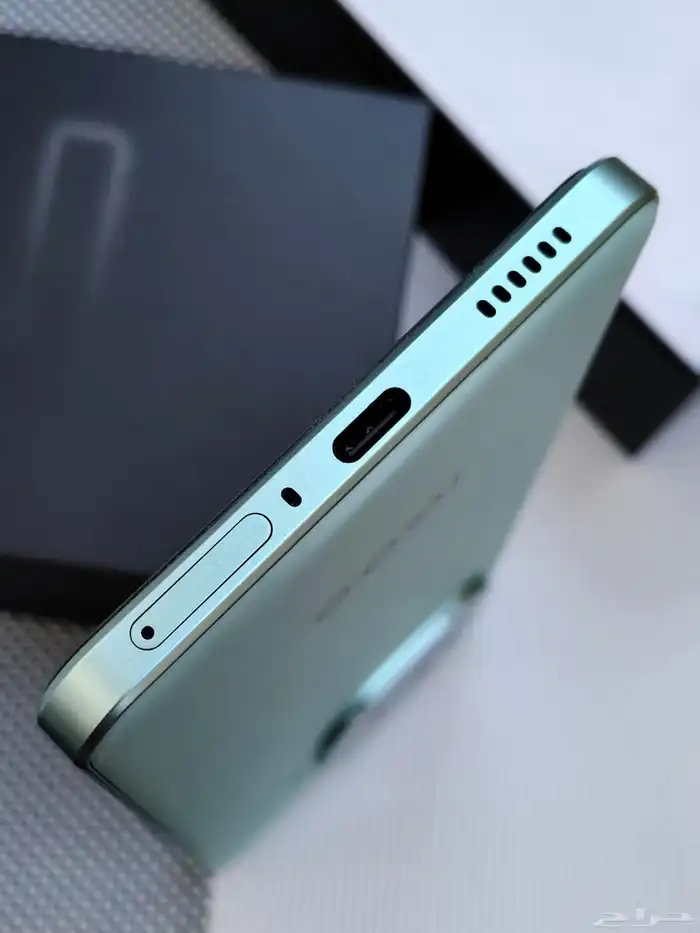 iqoo z9 5g نسخه الشرق الأوسط 2