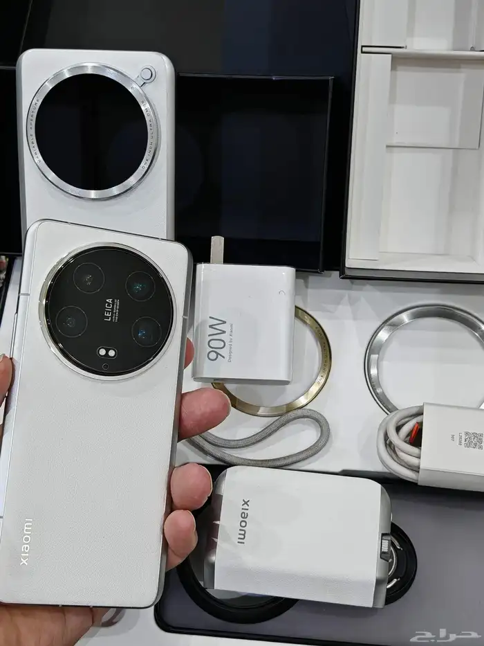 شاومي 14الترا نسخه 1تيرا 4