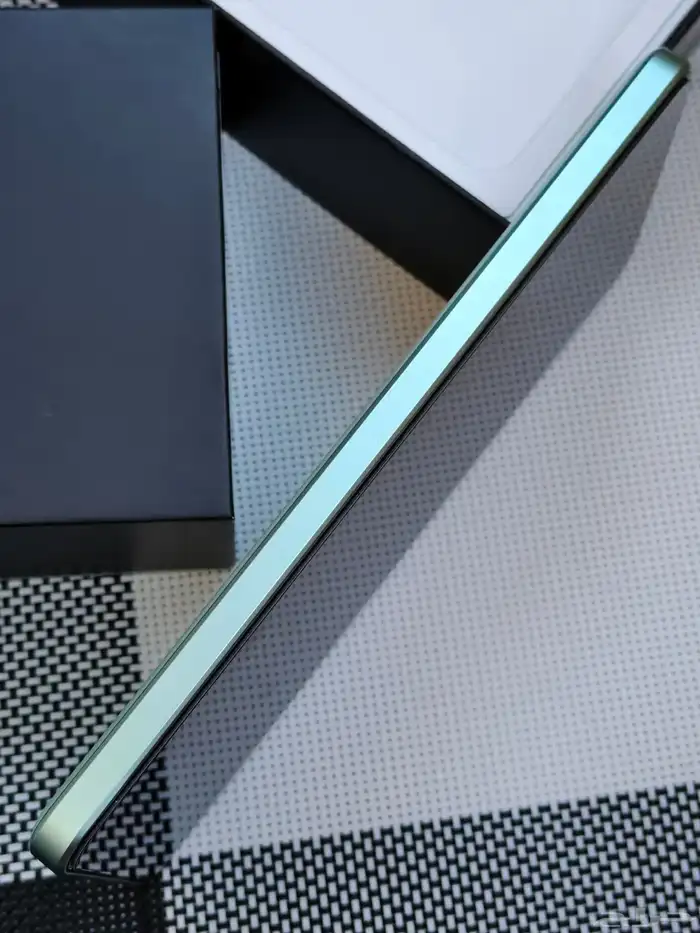 iqoo z9 5g نسخه الشرق الأوسط 0