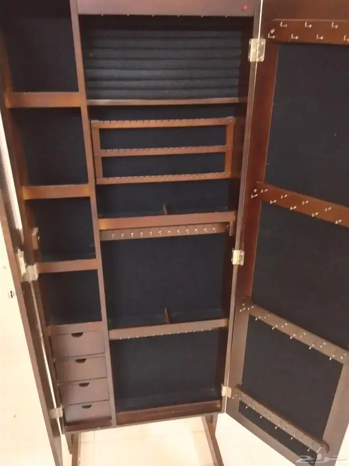 خزنه اكسسوارات 1