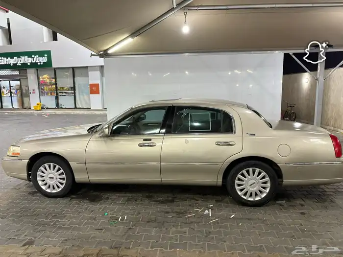 لنكولن تاون كار 2005 للبيع شرط ماشاء الله 7