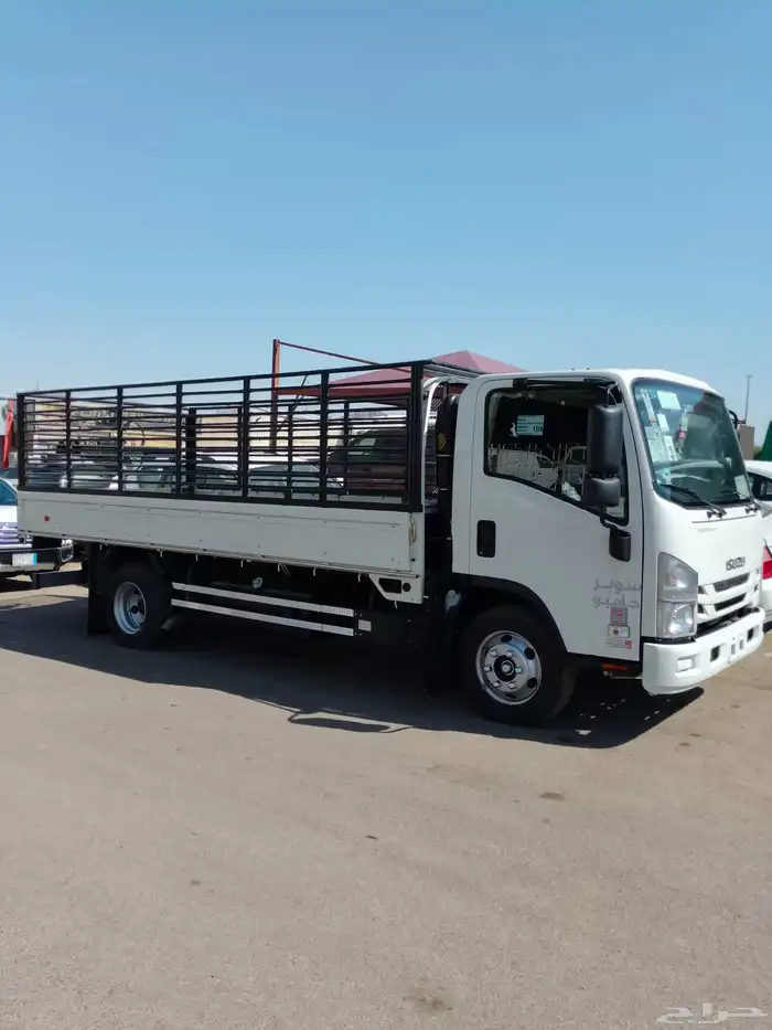 دينا ايسوزو للبيع 2025مكينه 5200 5متر تجميع اليابان 0