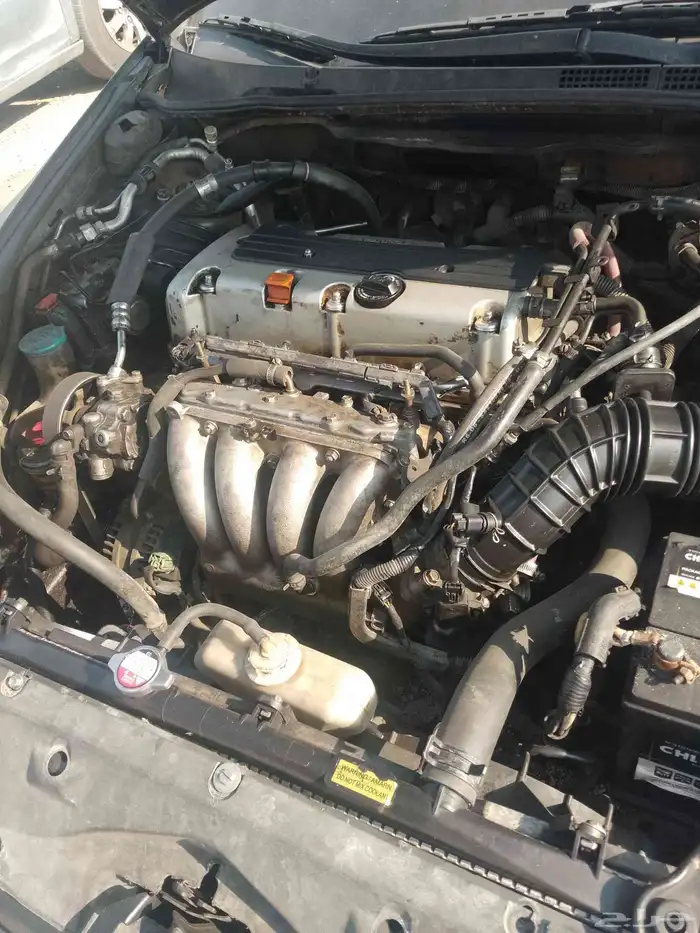 هوندا اكورد موديل 2005تشليح قطع غيار السيارات المستعمله 0