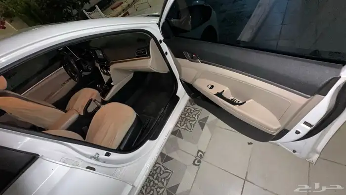 هونداي الأنترا 2019 نص فل 2000 سي سي 10