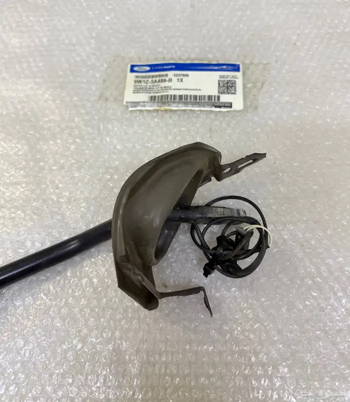 جلدة عصا قير لينكون تاون كار 2004 2