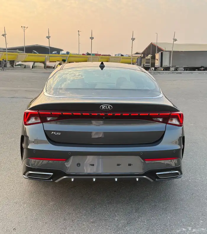 كيا K5 فل كامل بدون بنورما 2020 داخل جملي نضيفه للبيع 3