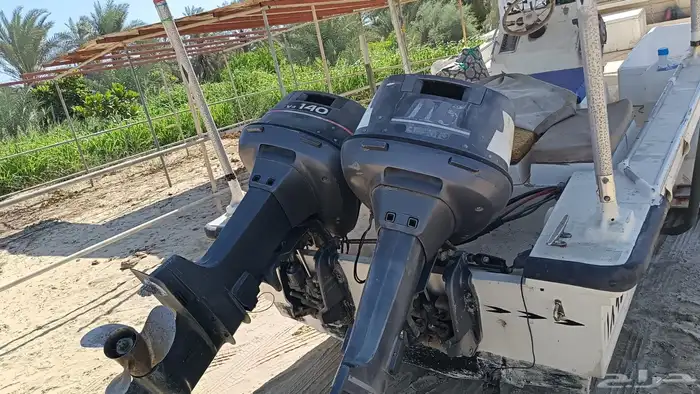 طراد بمحركين للبيع صناعة اماراتية 4