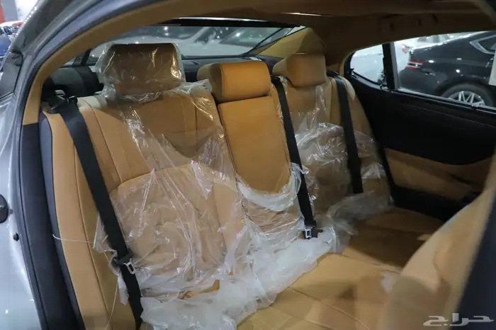 لكزس ES250 فل كامل BD2023 شبه جديد 16