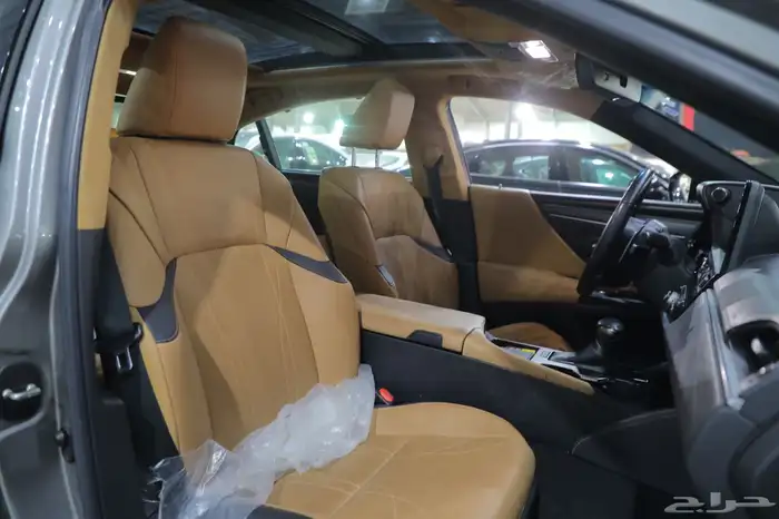 لكزس ES250 فل كامل BD2023 شبه جديد 12