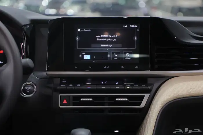 تويوتا كامري E بلس هايبرد فتحة سقف 2025 شبه الجديد 15