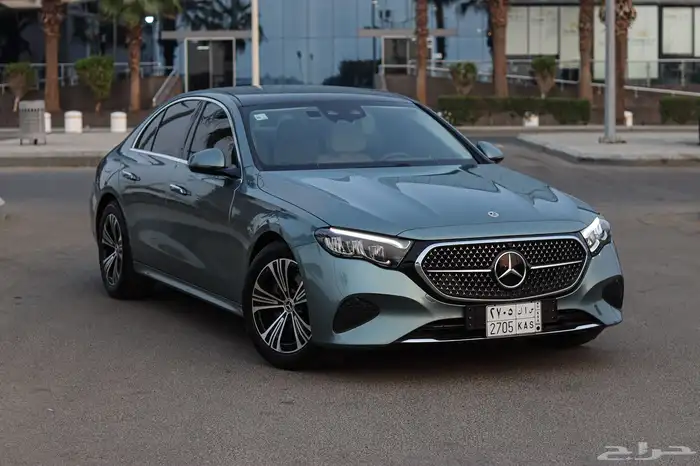 مرسيدس E200 شبه زيرو 4