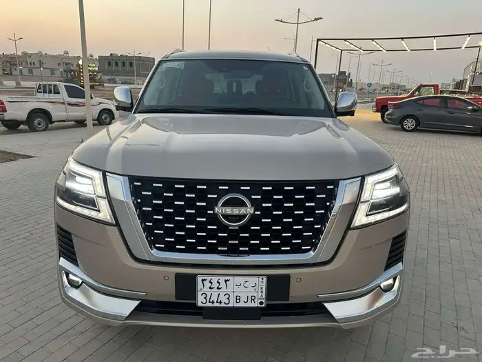 باترول بلاتينيوم 2022 فل كامل سعودي بحالة الوكالة 2